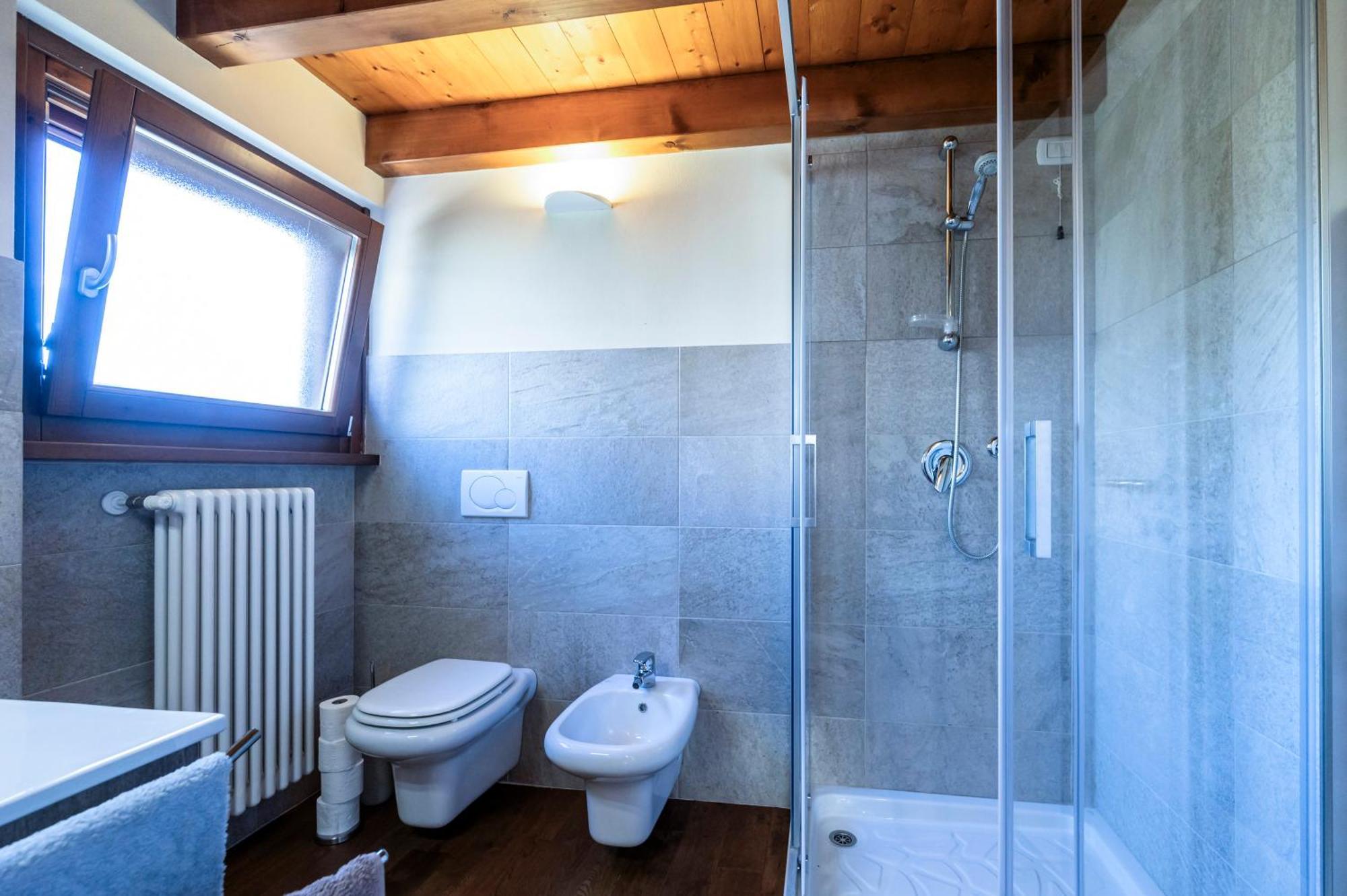 Iseo Lake Villa Con Vista Lago E Piscina Costa Volpino Εξωτερικό φωτογραφία