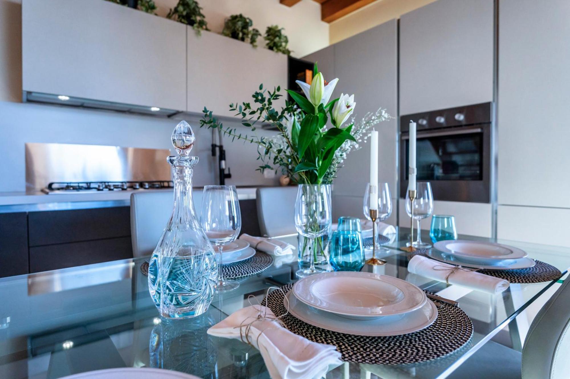 Iseo Lake Villa Con Vista Lago E Piscina Costa Volpino Εξωτερικό φωτογραφία