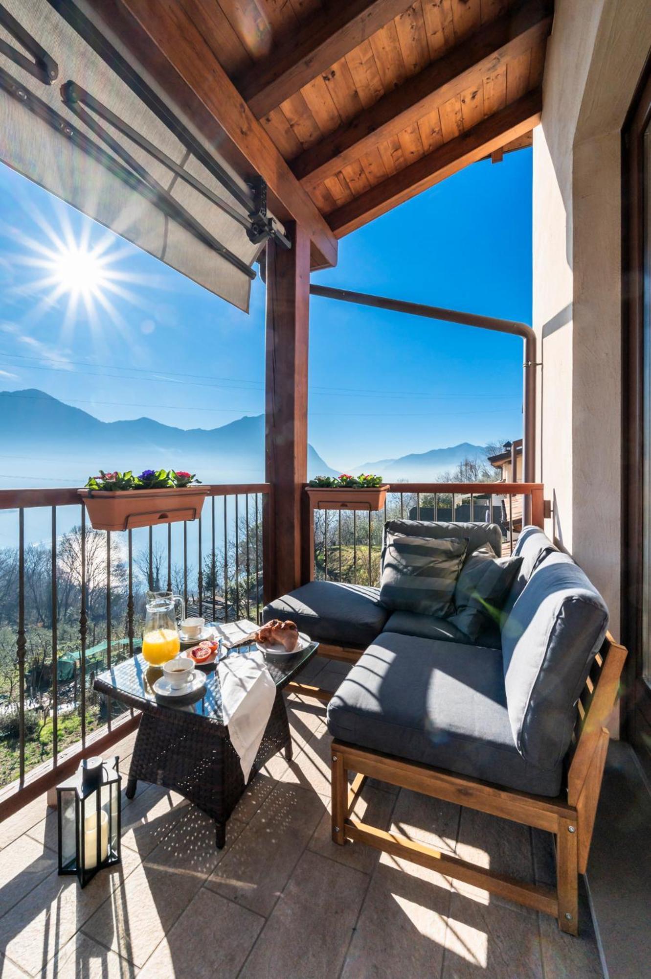 Iseo Lake Villa Con Vista Lago E Piscina Costa Volpino Εξωτερικό φωτογραφία